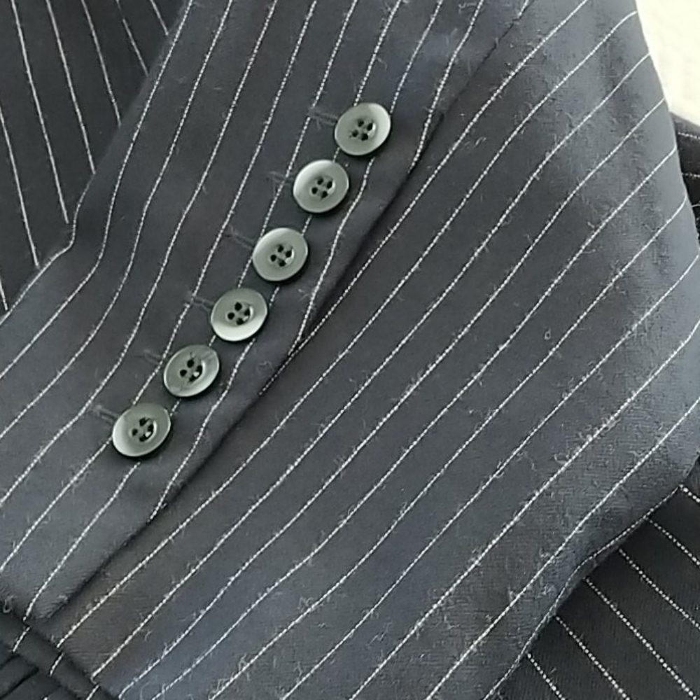 Syms Navy Pinstripe Harve Benard Blazer 26W - Picture 4 of 9